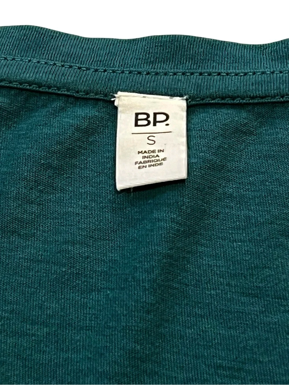 BP. V-Neck Cropped T-Shirt Lose Fit, Short Sleeve, Color Green, Size Small